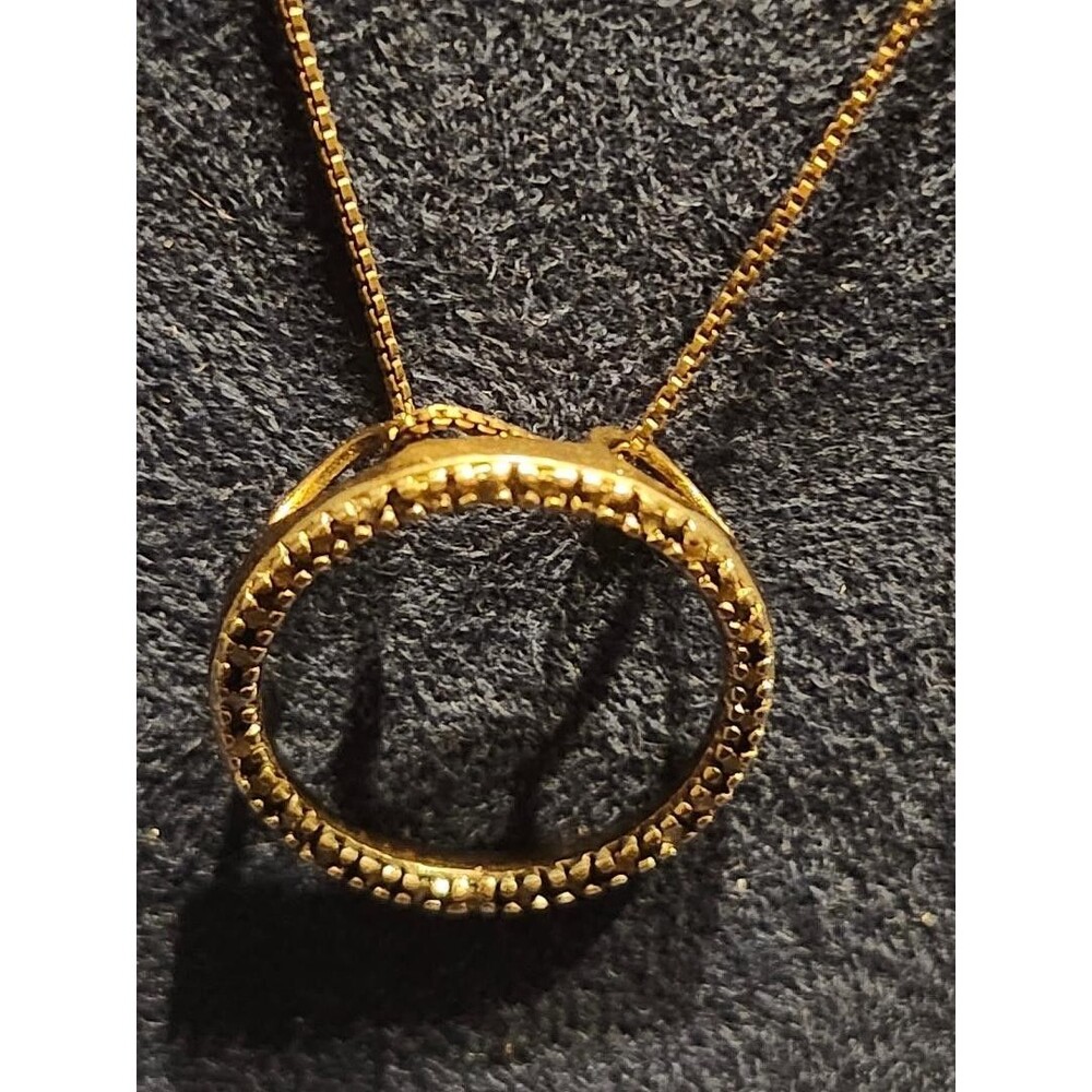 JT1 925 Italy Sterling Silver CZ Circle Pendant Necklace needs cleaned